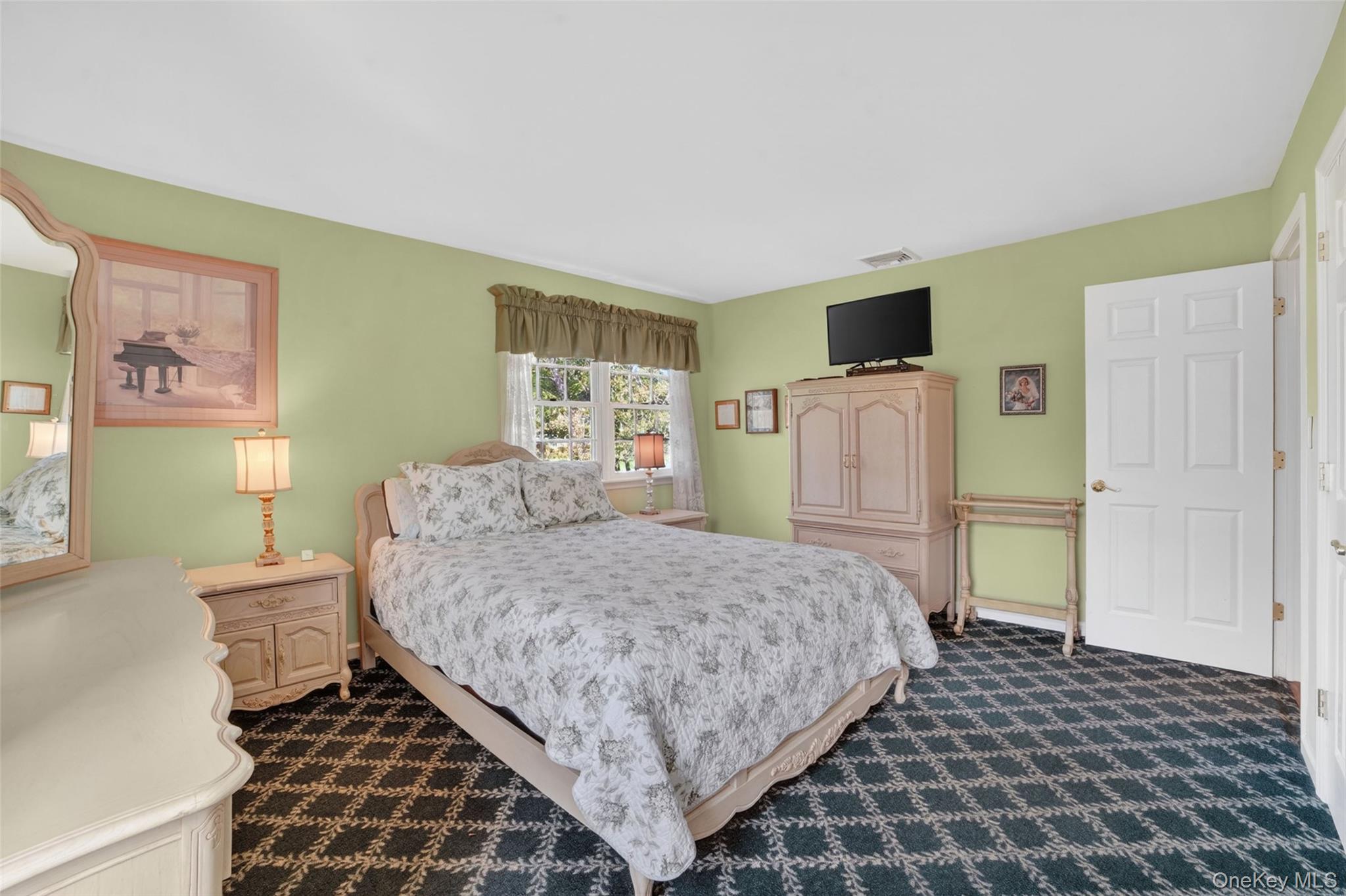 984 Fox Meadow Road Property Photo 22