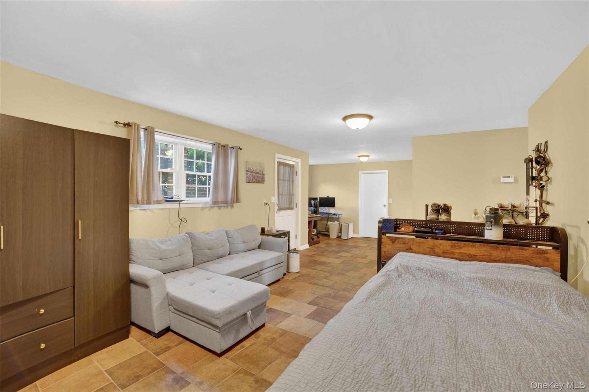 984 Fox Meadow Road Property Photo 28