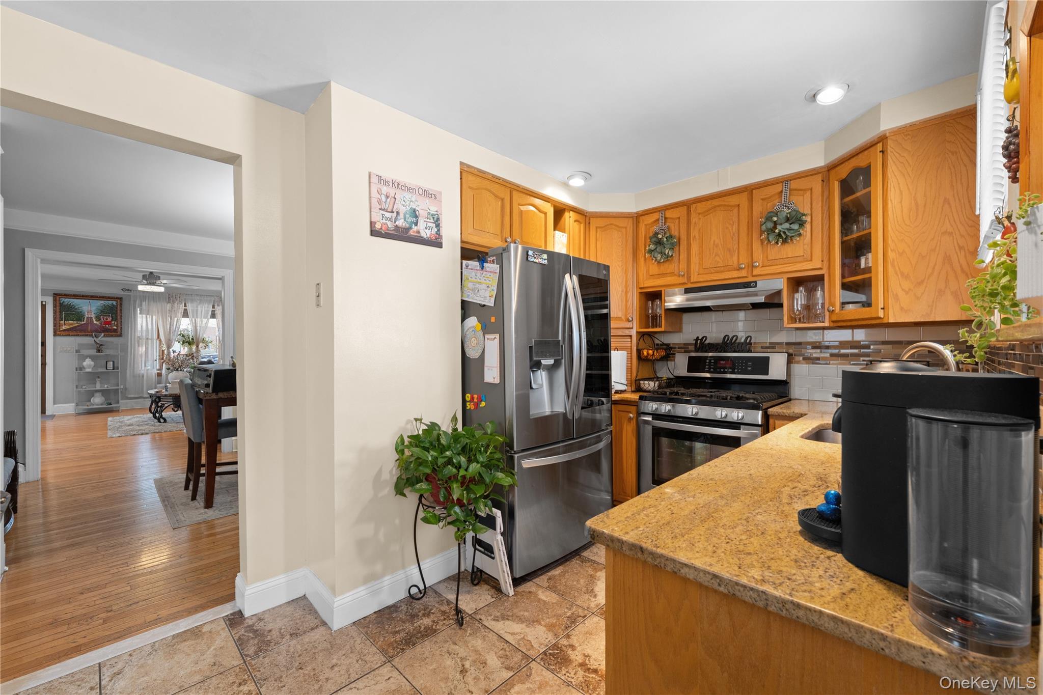 3184 Baisley Avenue Property Photo 4