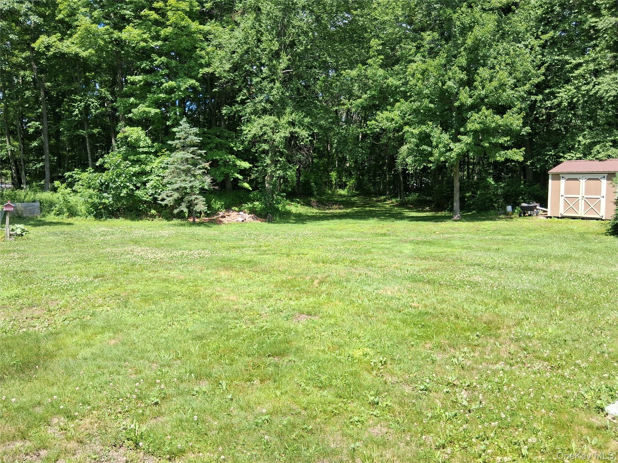 60 Stissing Avenue Property Photo 18