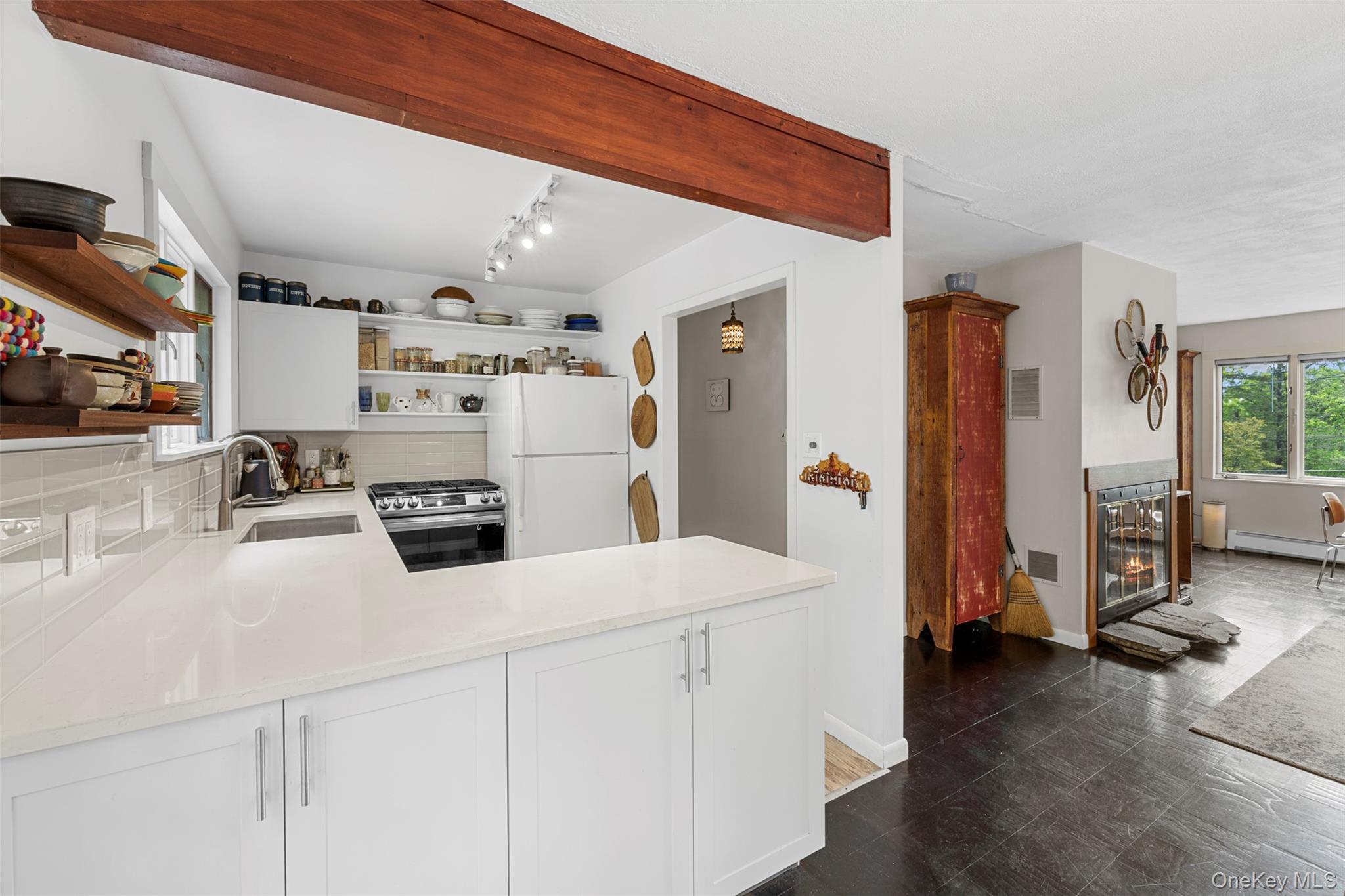 568 High Road Property Photo 14
