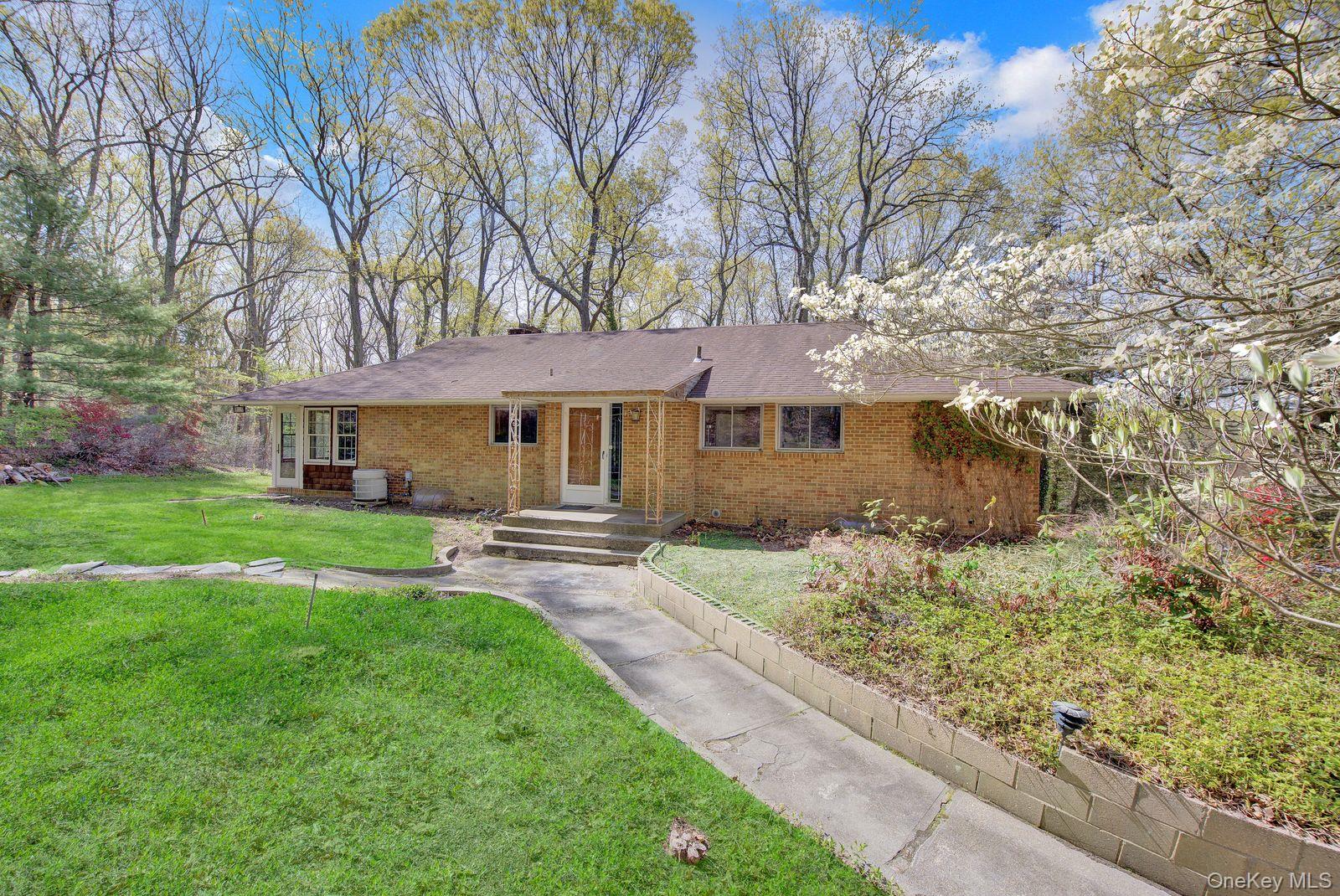 28 Picardy Lane Property Photo 1