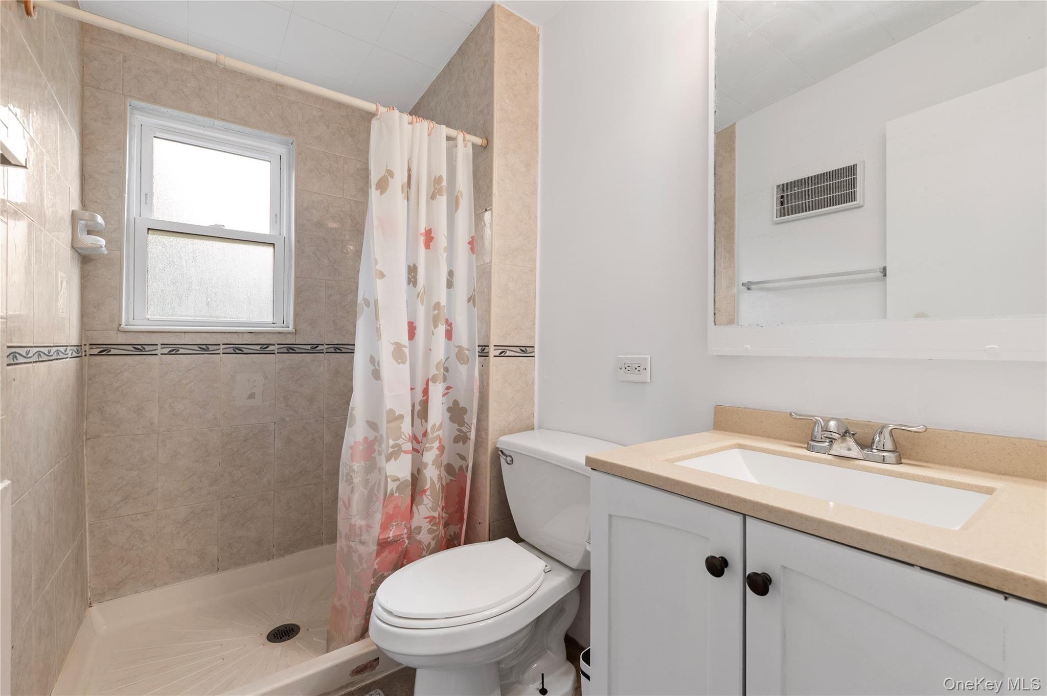 14 Evans Avenue Property Photo 19