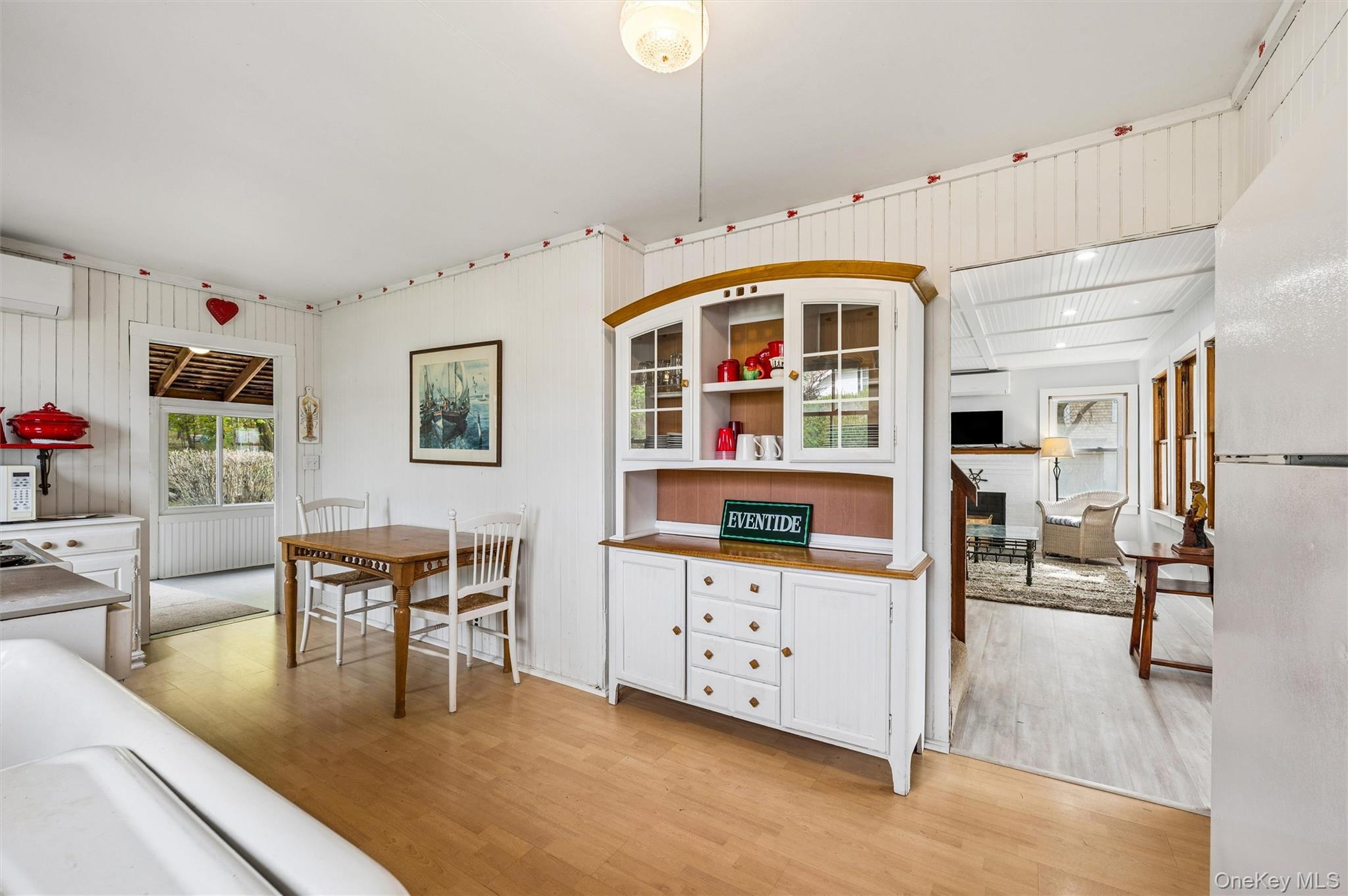 21 N Walk Property Photo 5