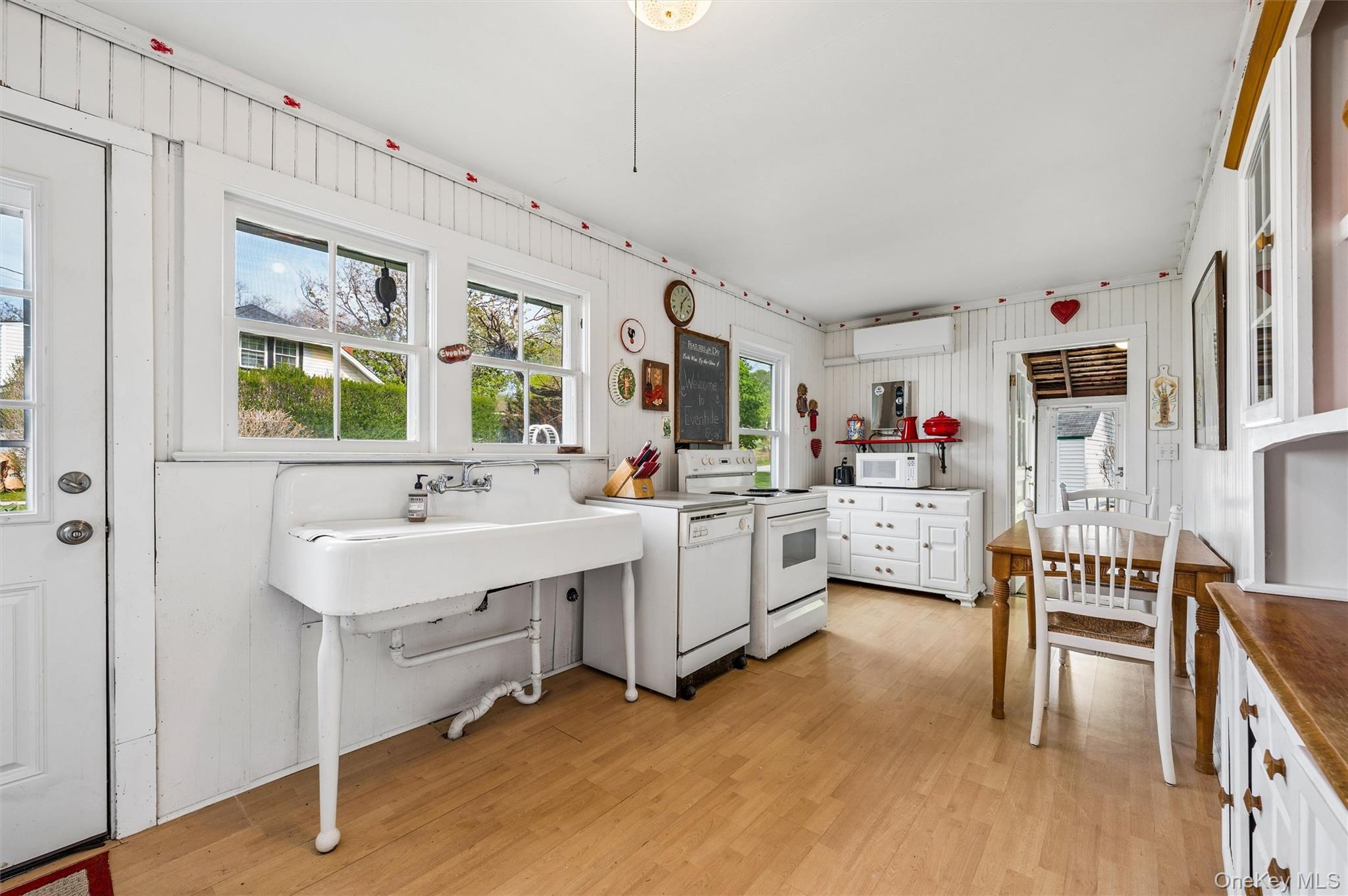 21 N Walk Property Photo 12