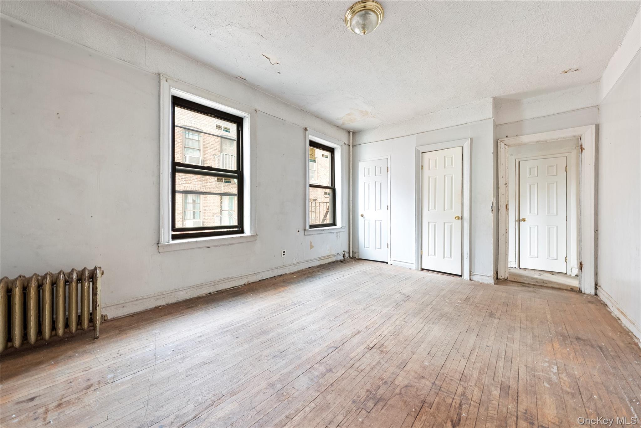 1715 Nelson Avenue 4b Property Photo 1