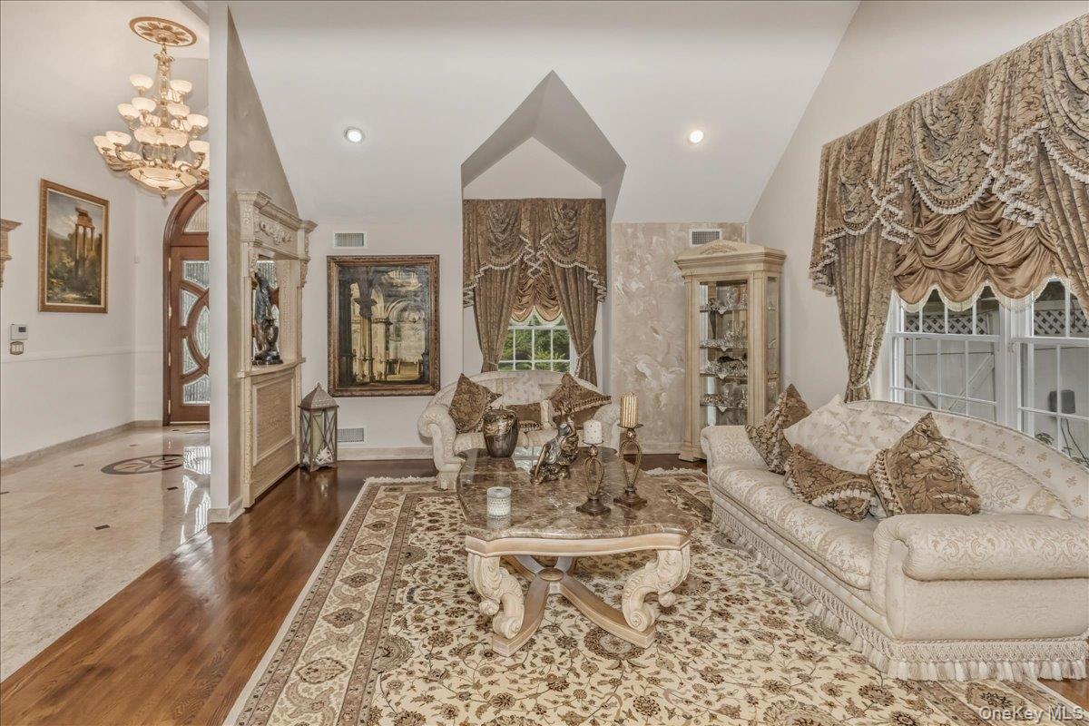 21 Chauncey Place Property Photo 10