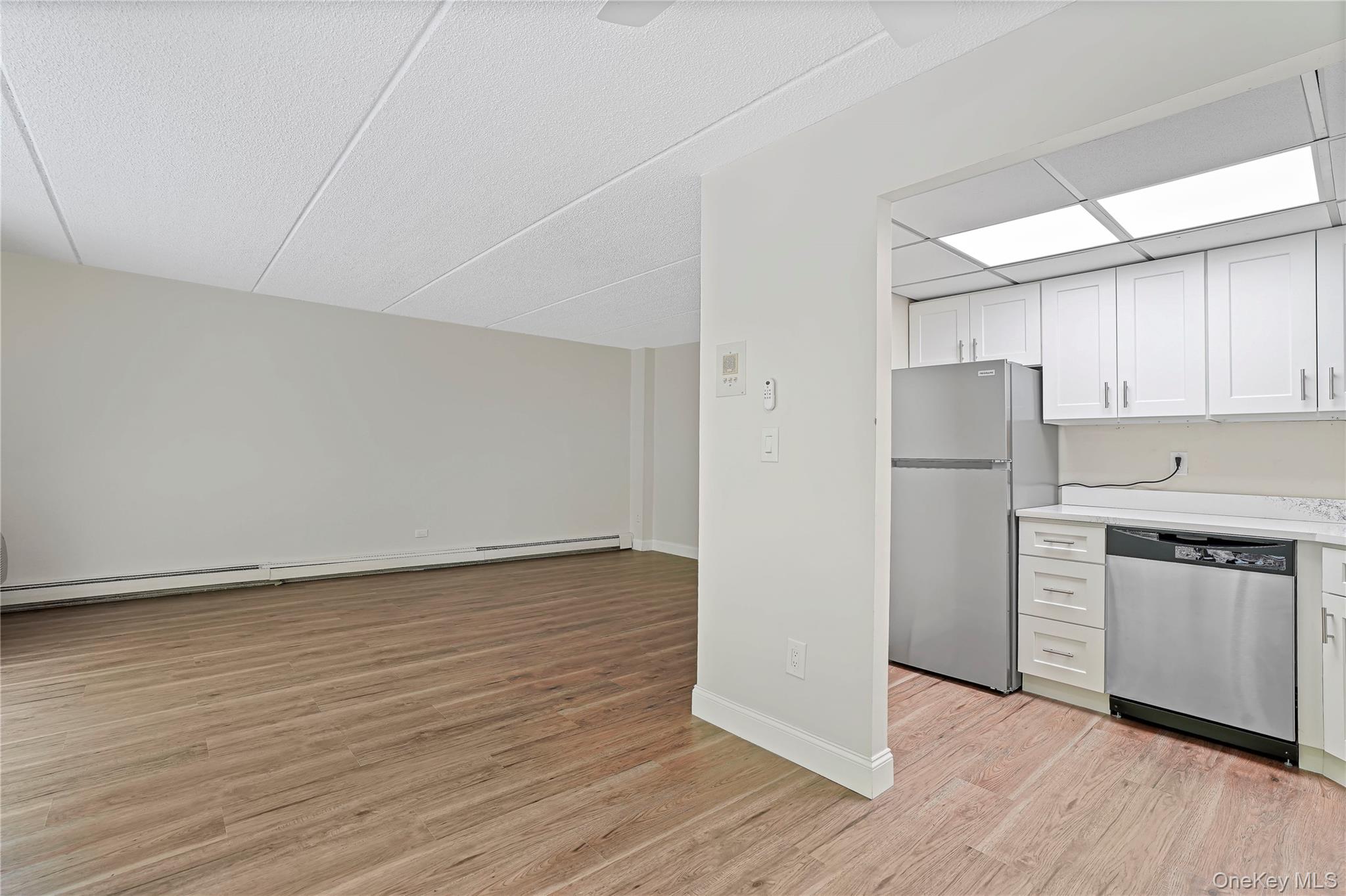 1 David Lane 2a Property Photo 6