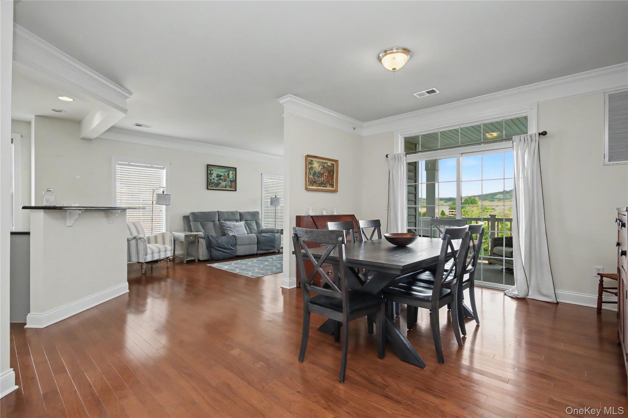 541 Regency Drive Property Photo 14