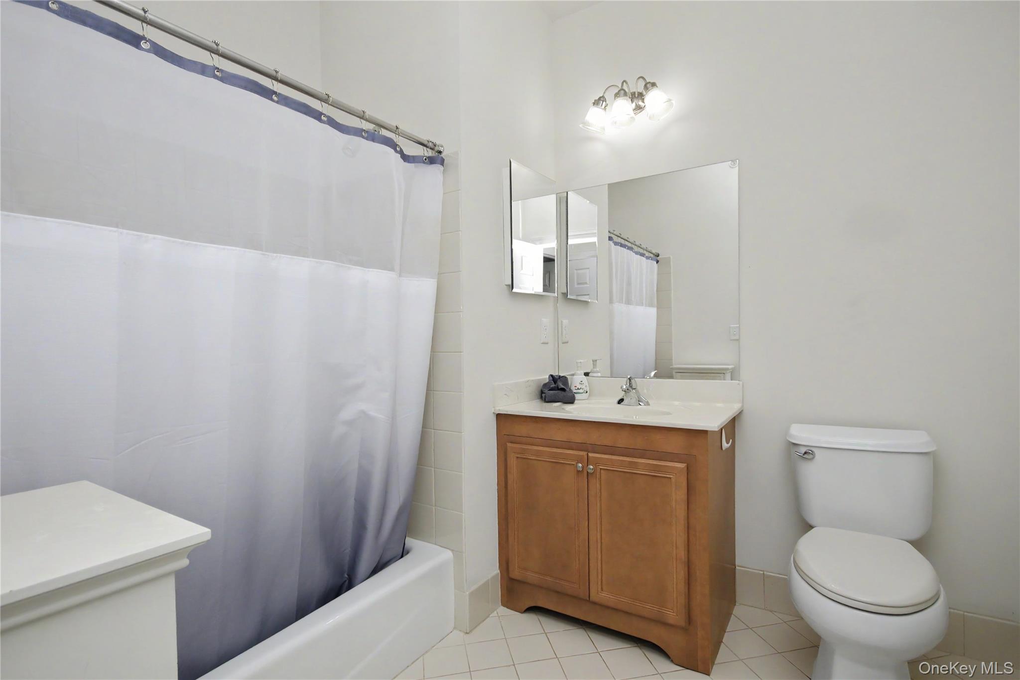 541 Regency Drive Property Photo 25