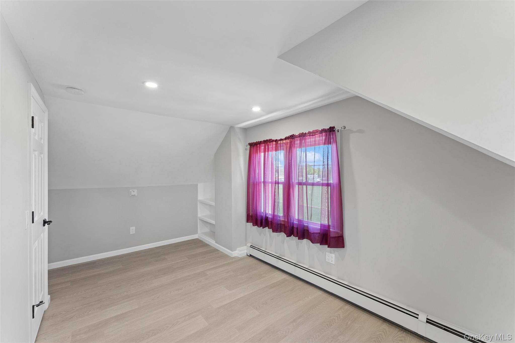 646 Benris Avenue Property Photo 7