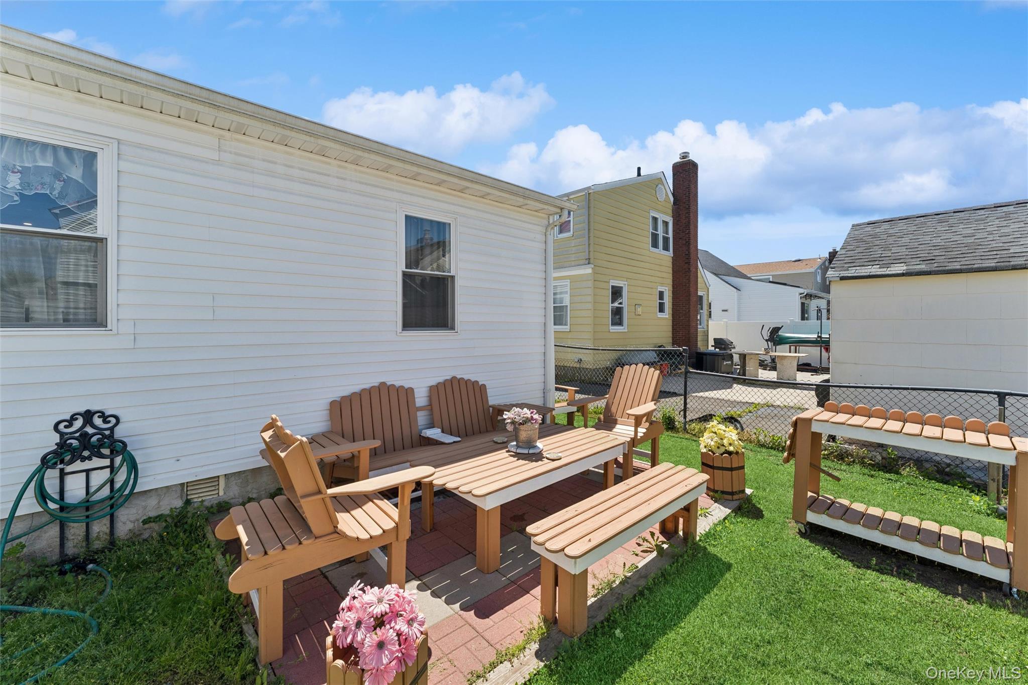 646 Benris Avenue Property Photo 16