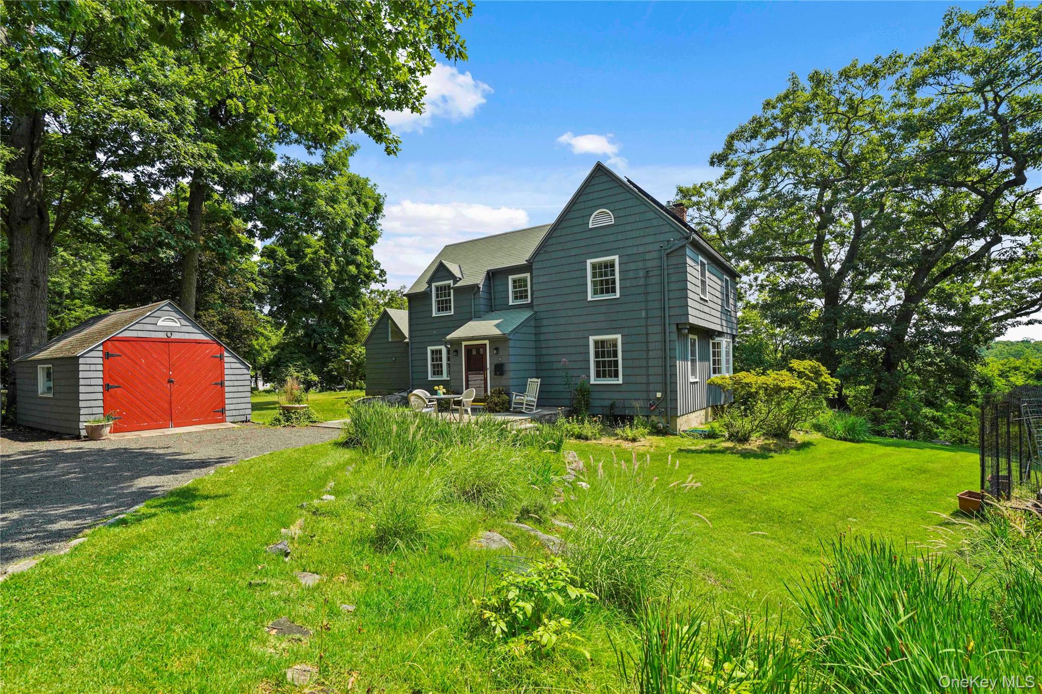 39 Forest Avenue Property Photo 4