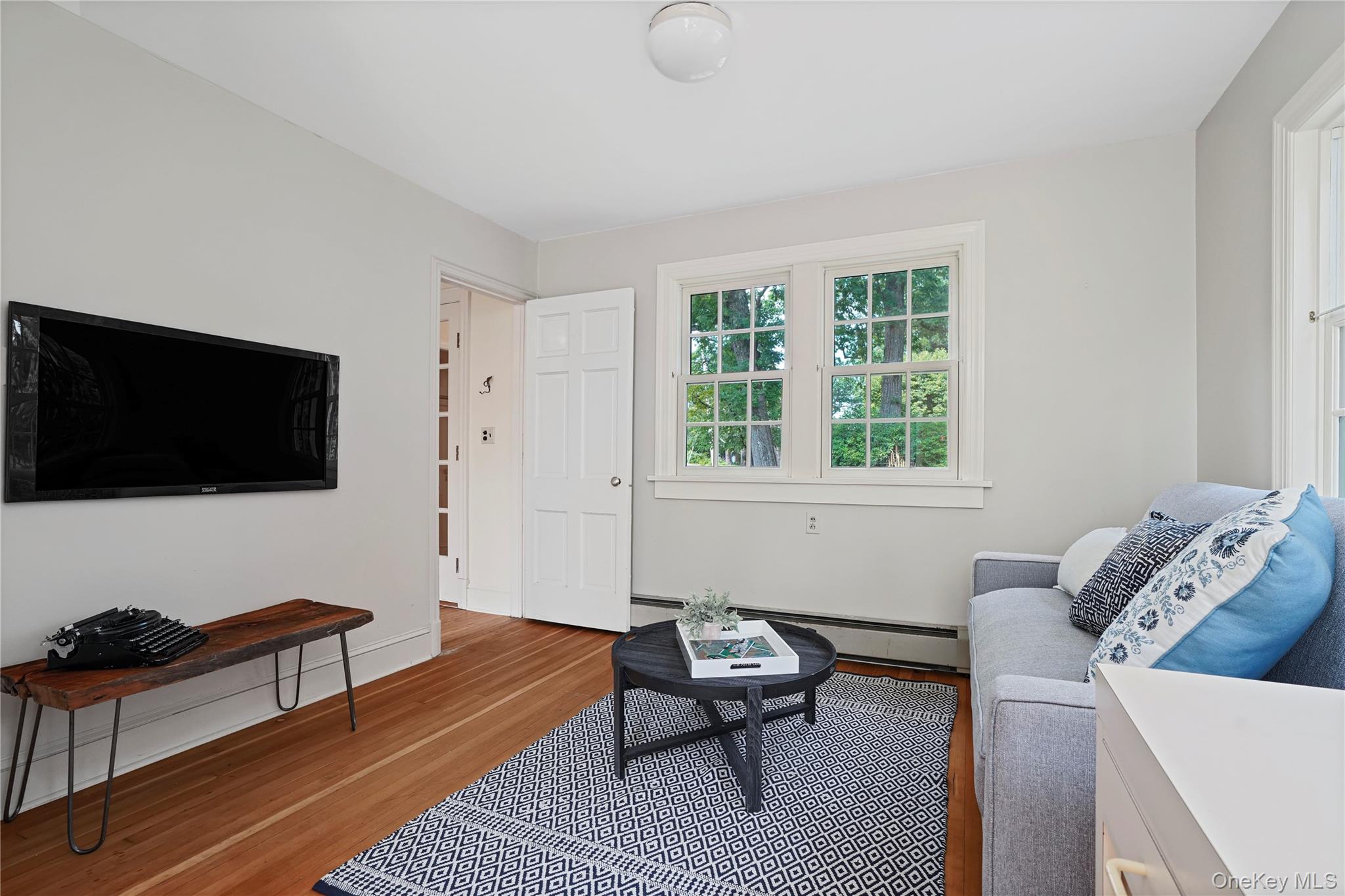 39 Forest Avenue Property Photo 11