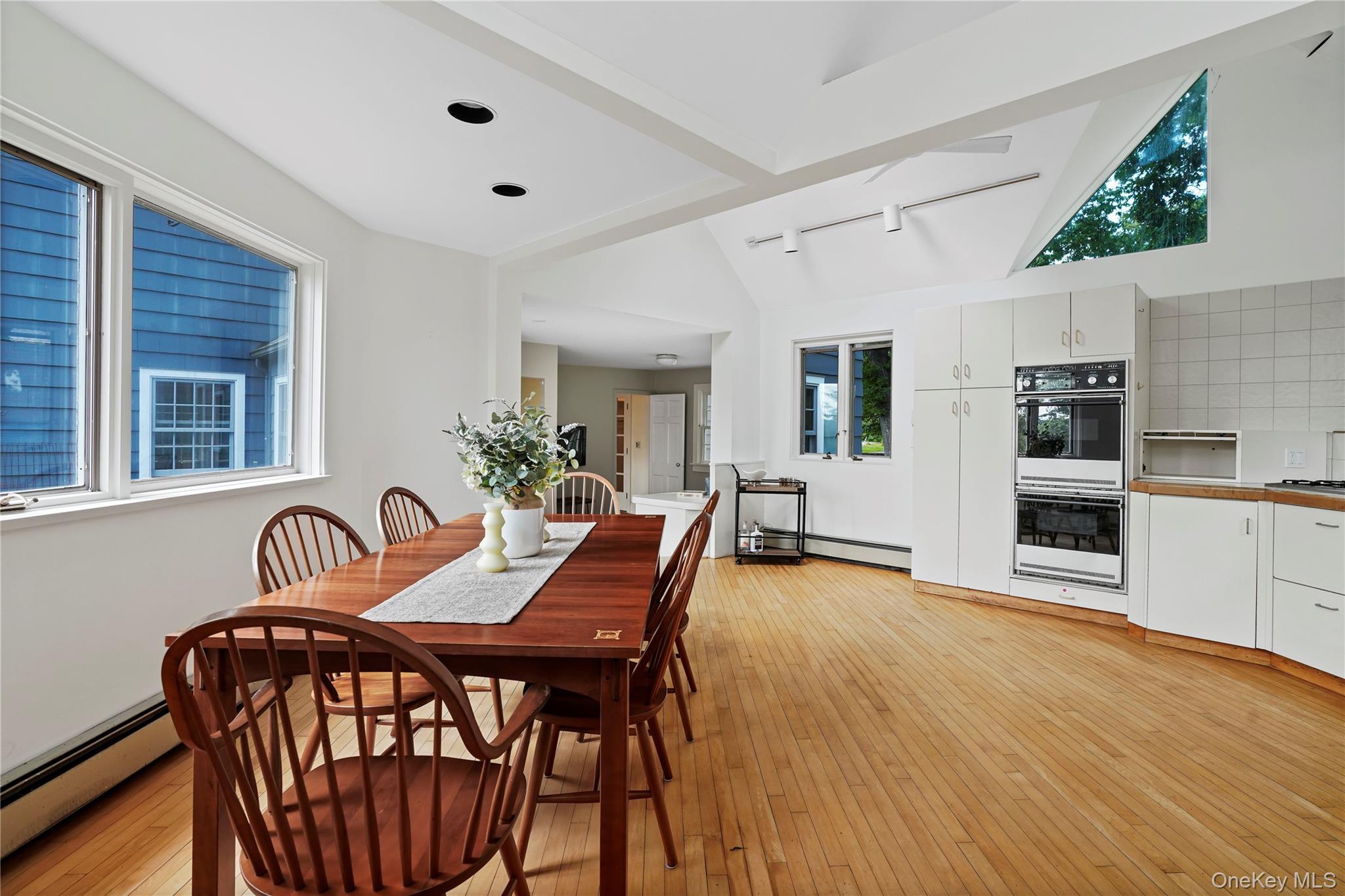 39 Forest Avenue Property Photo 14