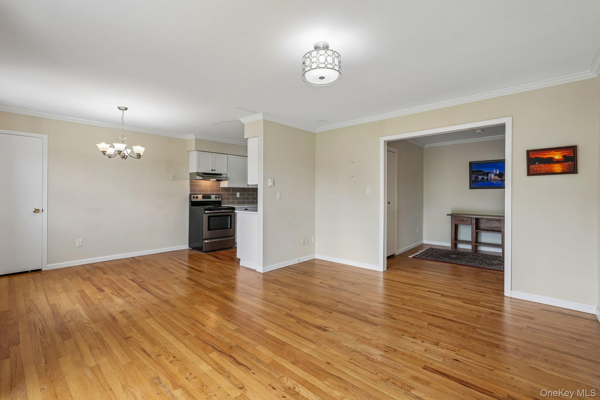 2 Germonds Village 12 Property Photo 2