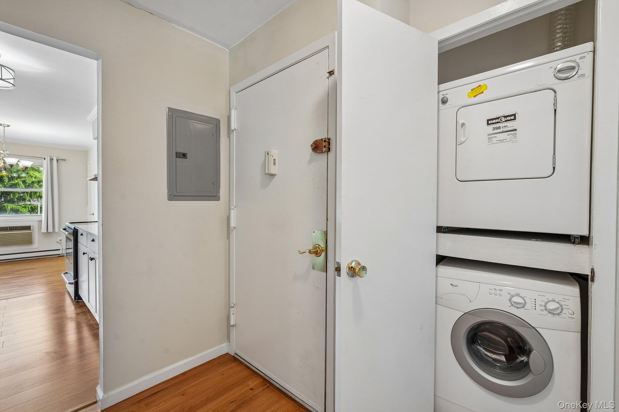2 Germonds Village 12 Property Photo 20