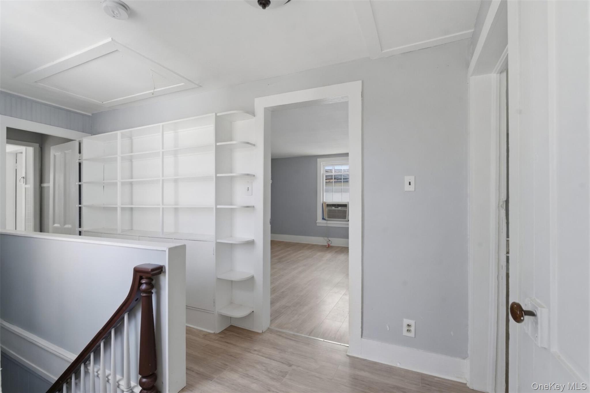 22 E Broome Street Property Photo 9