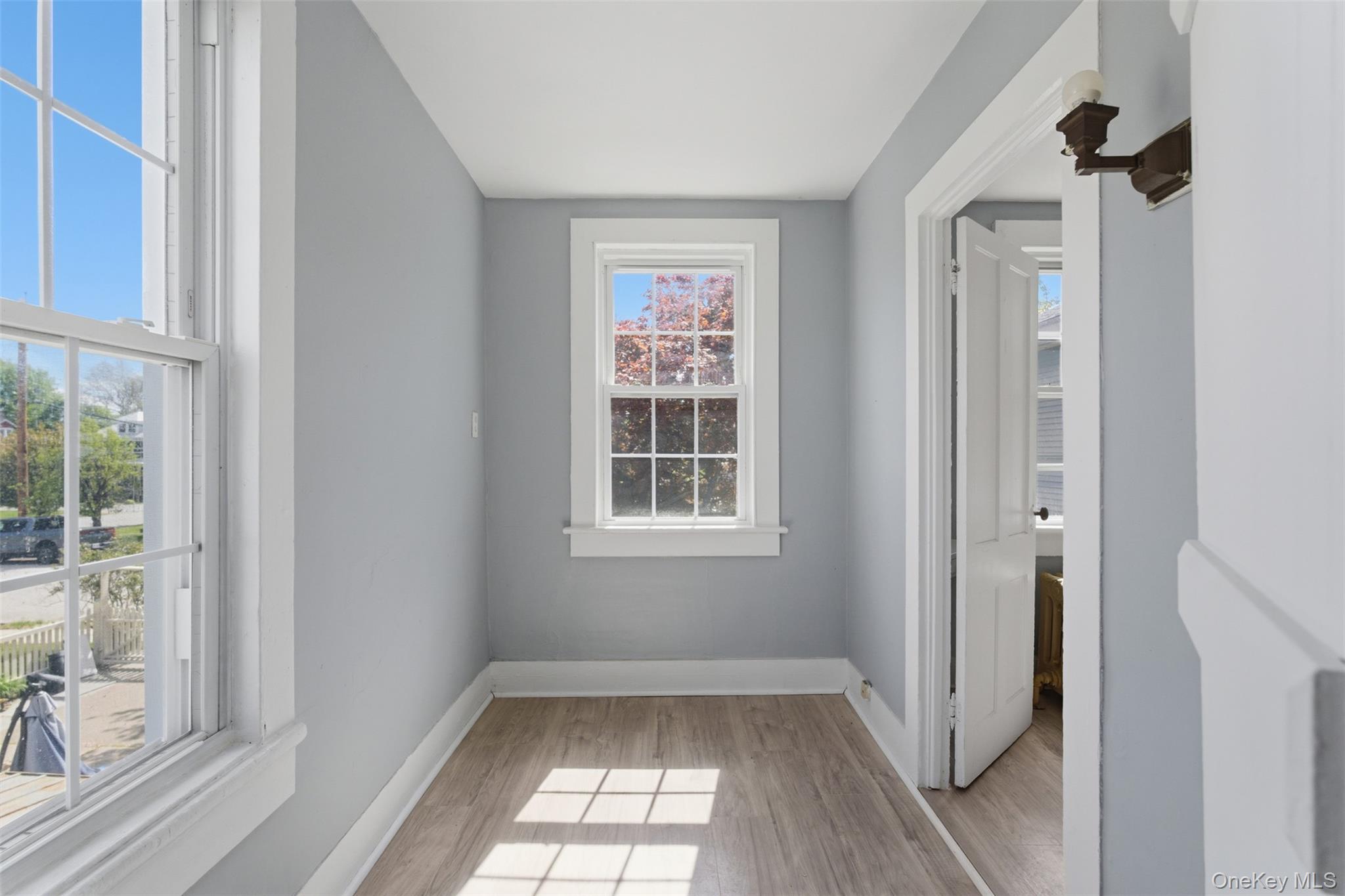 22 E Broome Street Property Photo 13