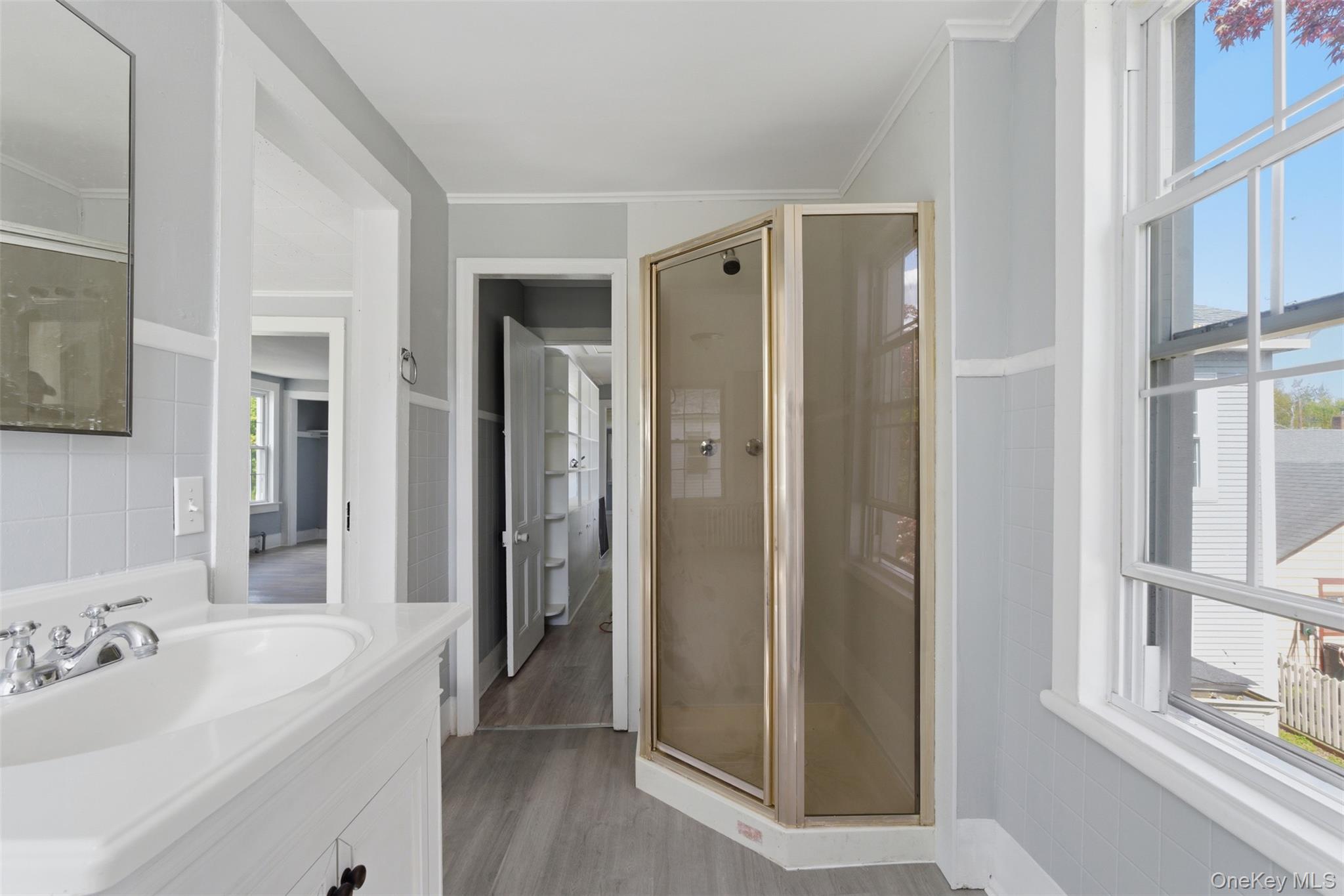 22 E Broome Street Property Photo 17