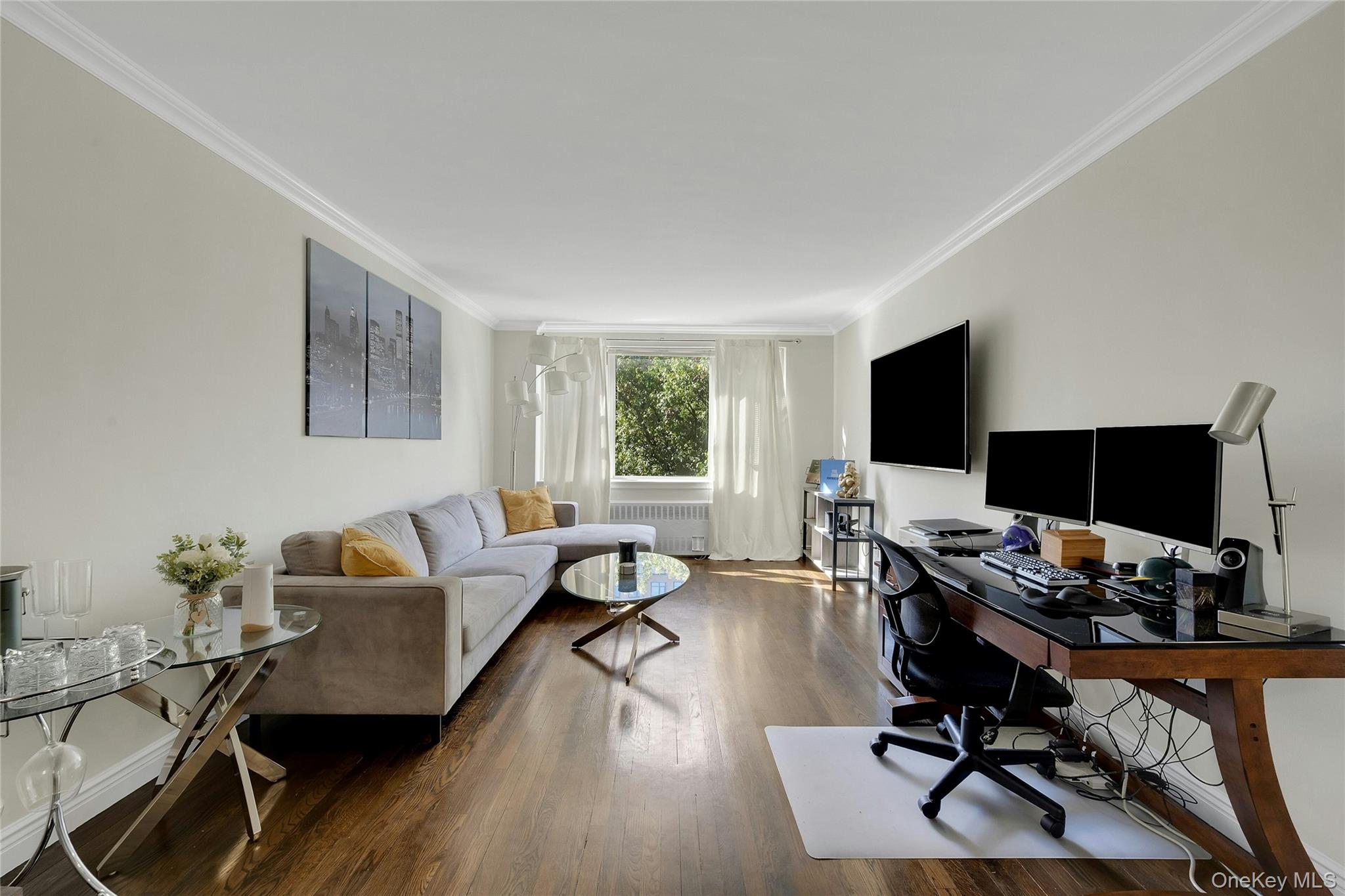 30 N Broadway 5e Property Photo 3