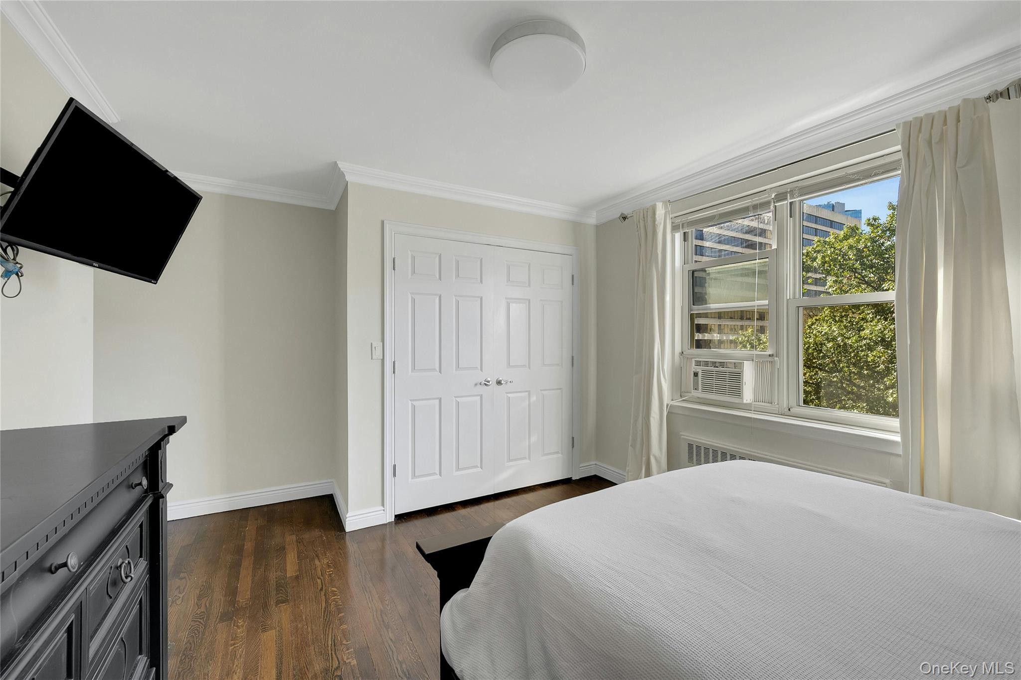 30 N Broadway 5e Property Photo 17