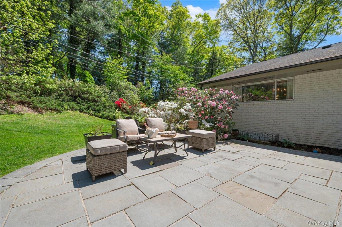 55 Rolling Hill Lane Property Photo 39