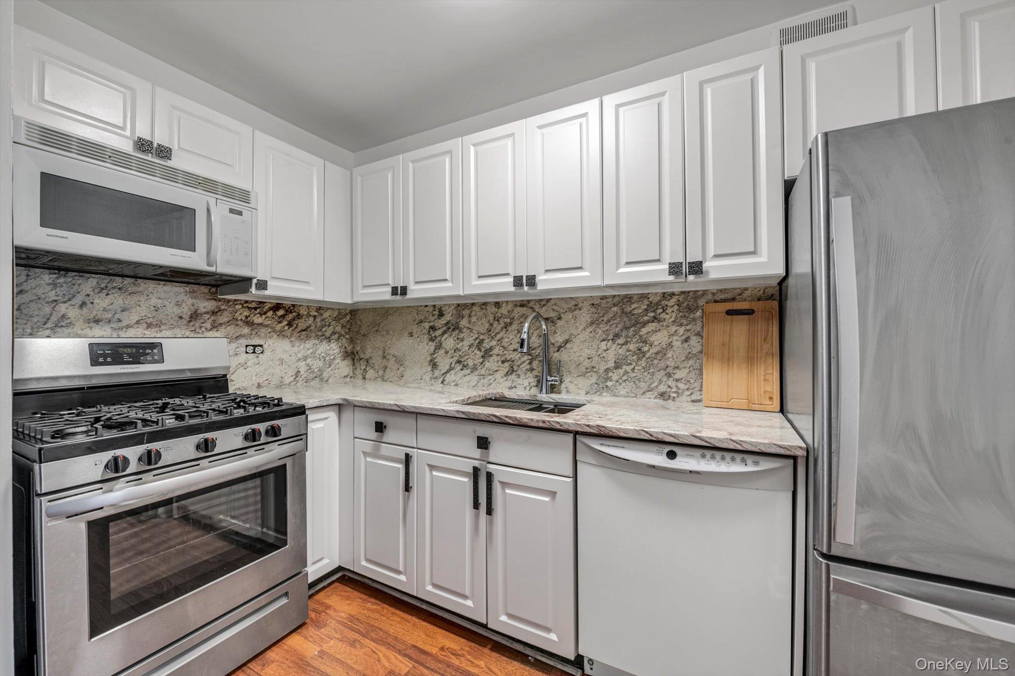 77 Bleecker Street 105 Property Photo 12