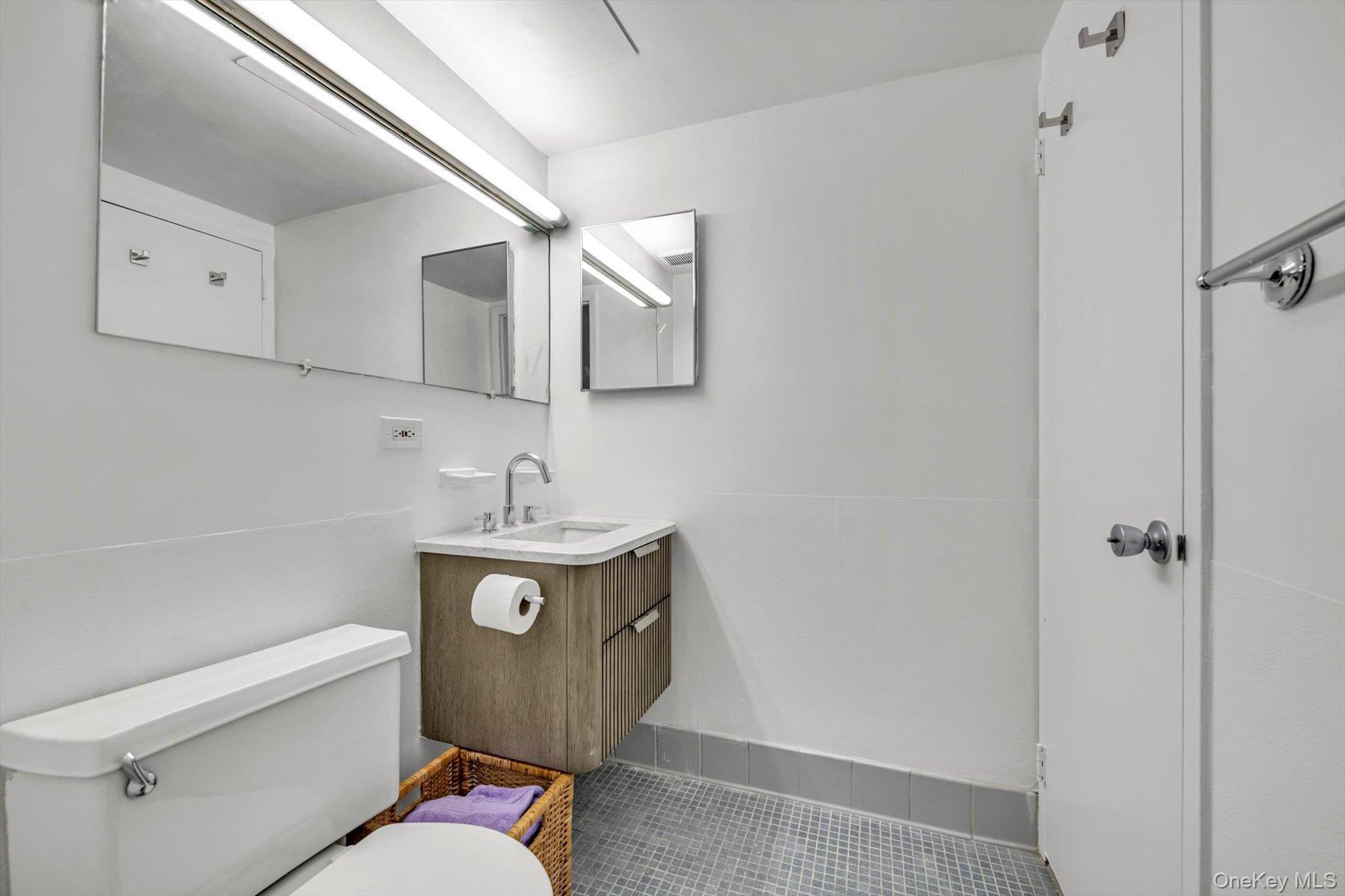 77 Bleecker Street 105 Property Photo 25