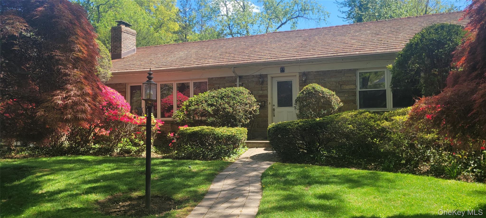 15 Somerset Drive Property Photo 1