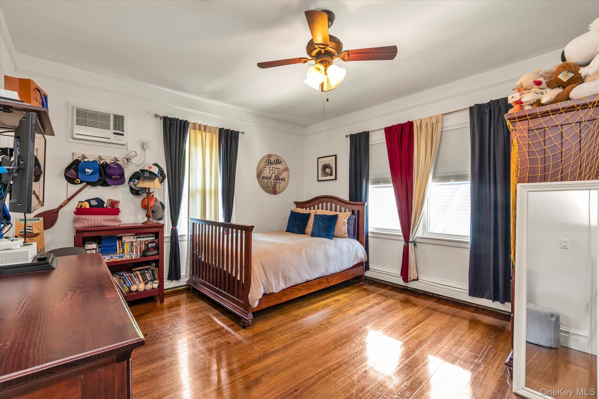 1051 Roselle Place Property Photo 10