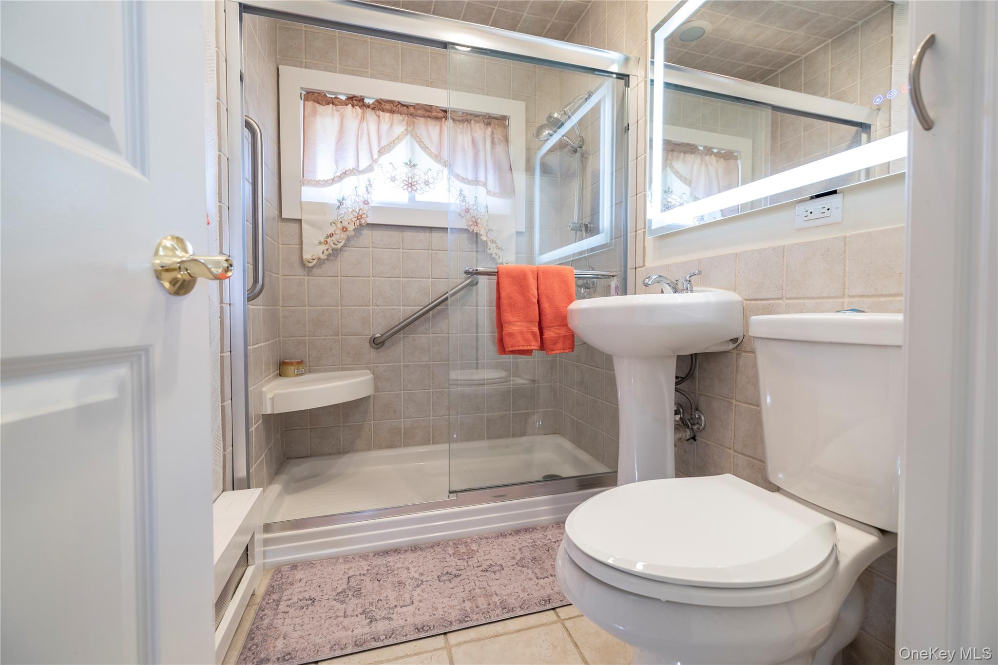 12 Link Lane Property Photo 8