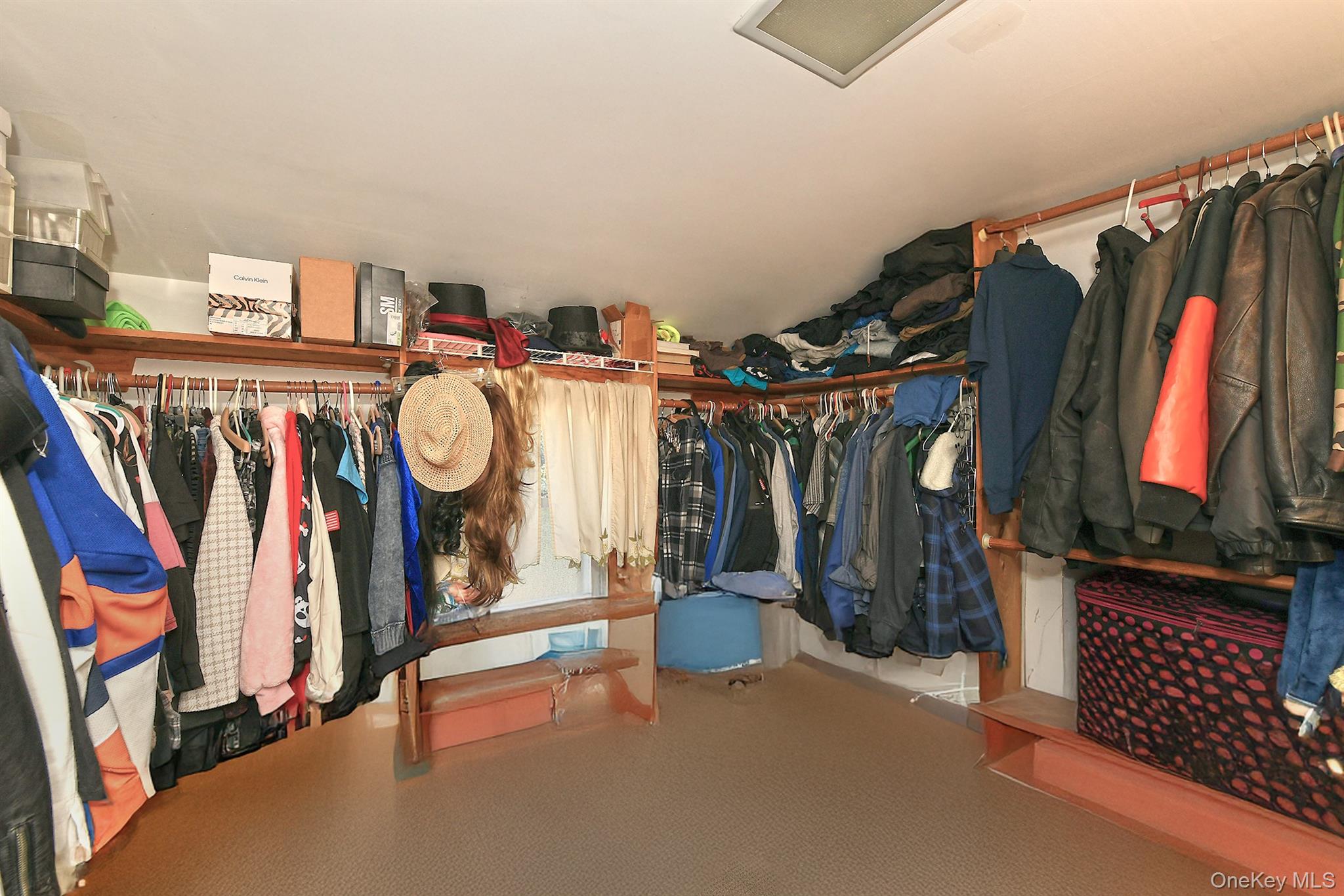 12 Link Lane Property Photo 17