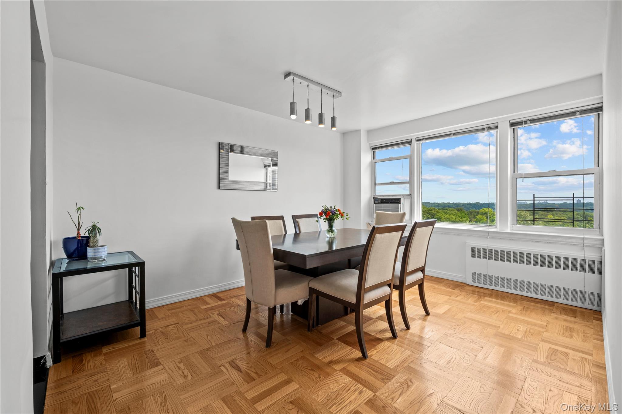 4555 Henry Hudson Parkway A908 Property Photo 3