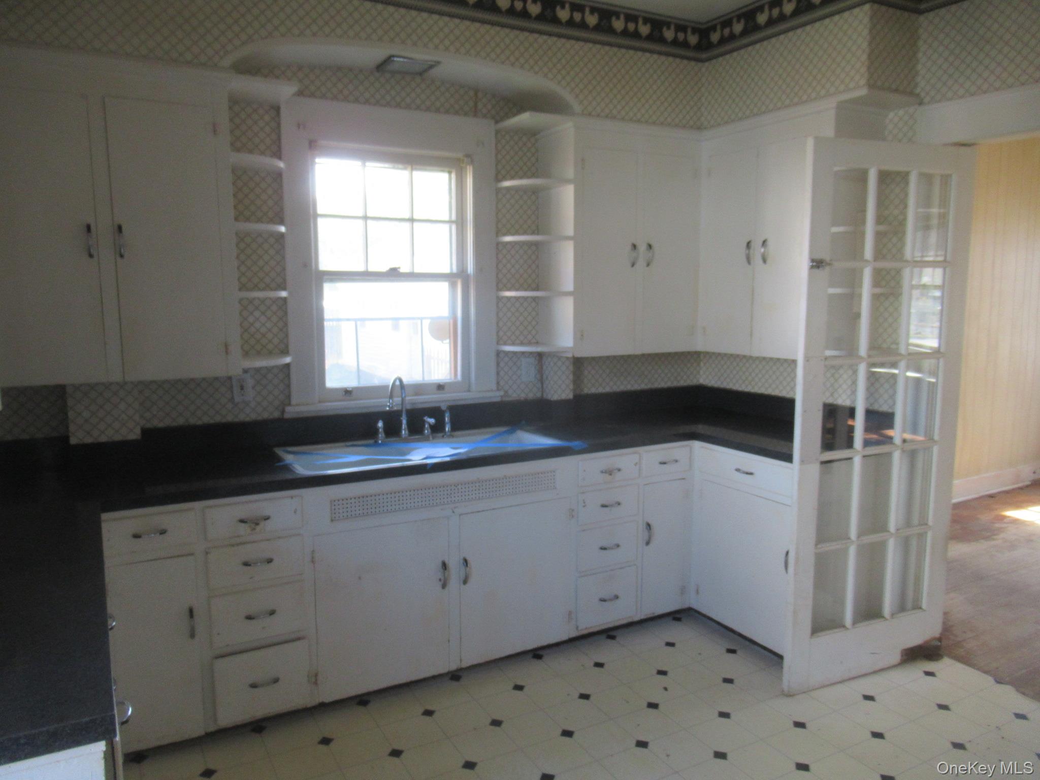 72 Waterstone Road Property Photo 4