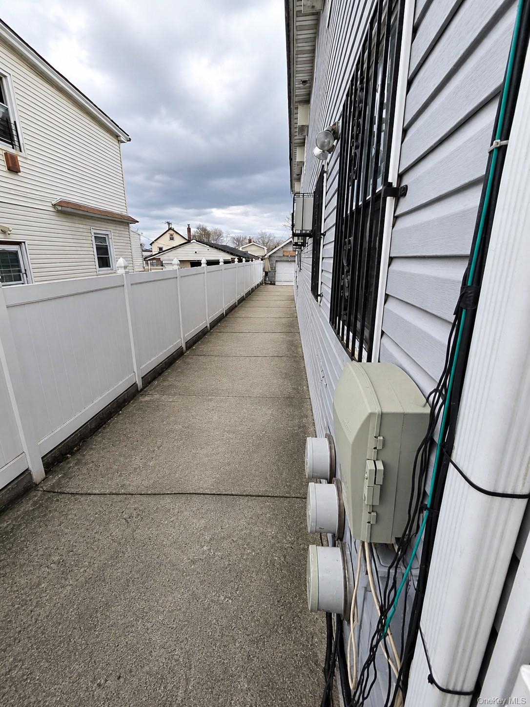 12823 Van Wyck Expressway Property Photo 3