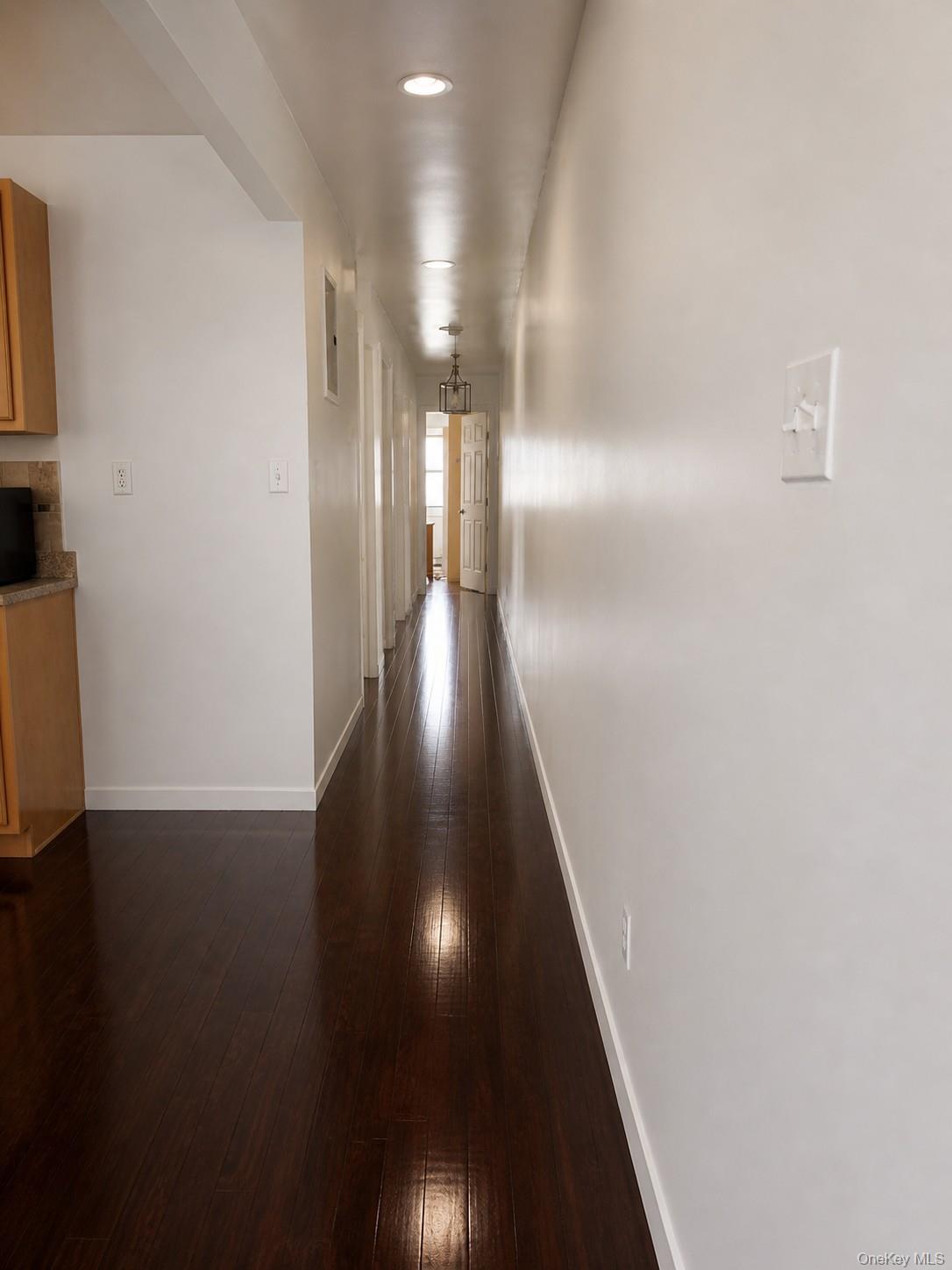 12823 Van Wyck Expressway Property Photo 9