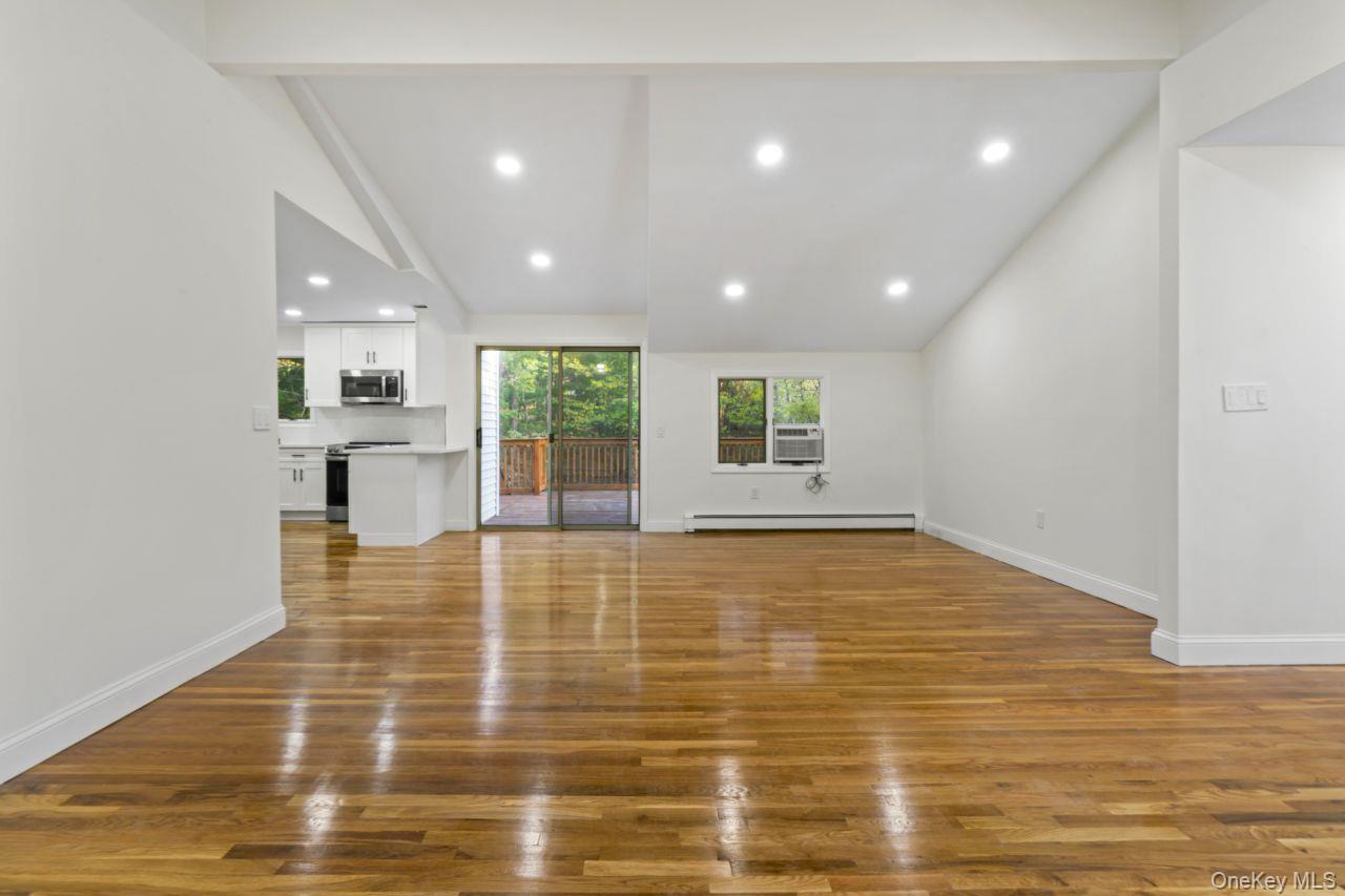 56 Mcarthur Lane Property Photo 6