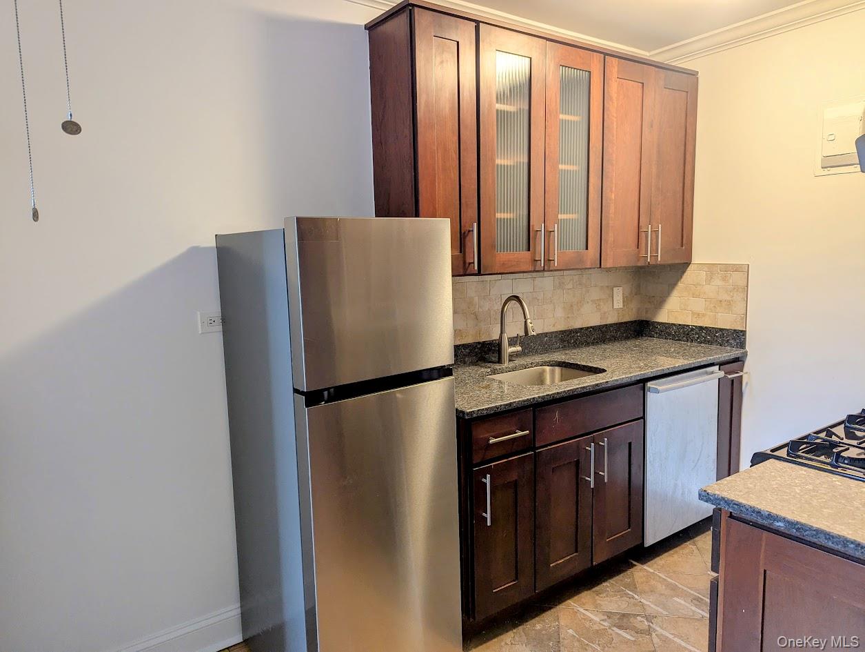 71-36 110 Street 4a Property Photo 12