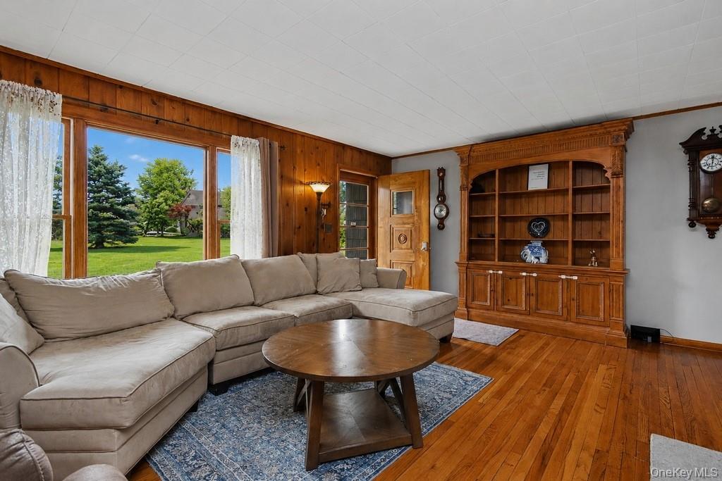 124 Cherrywood Drive Property Photo 4