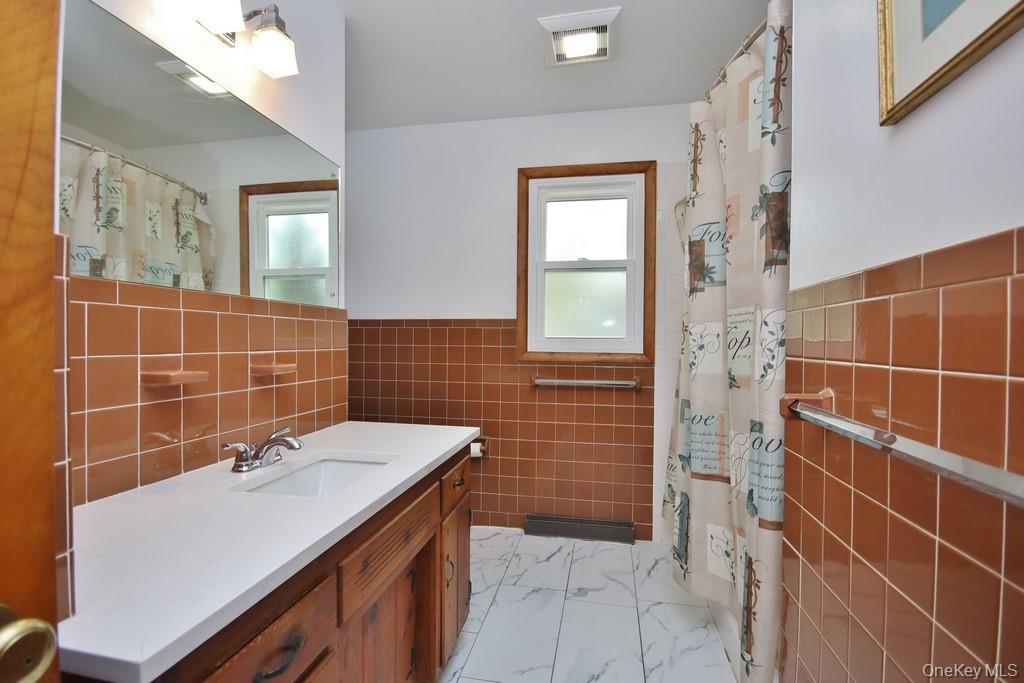 124 Cherrywood Drive Property Photo 13