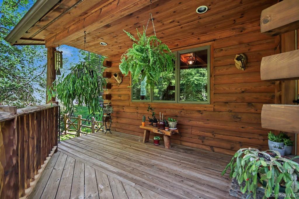 33 Cimarron Road Property Photo 3