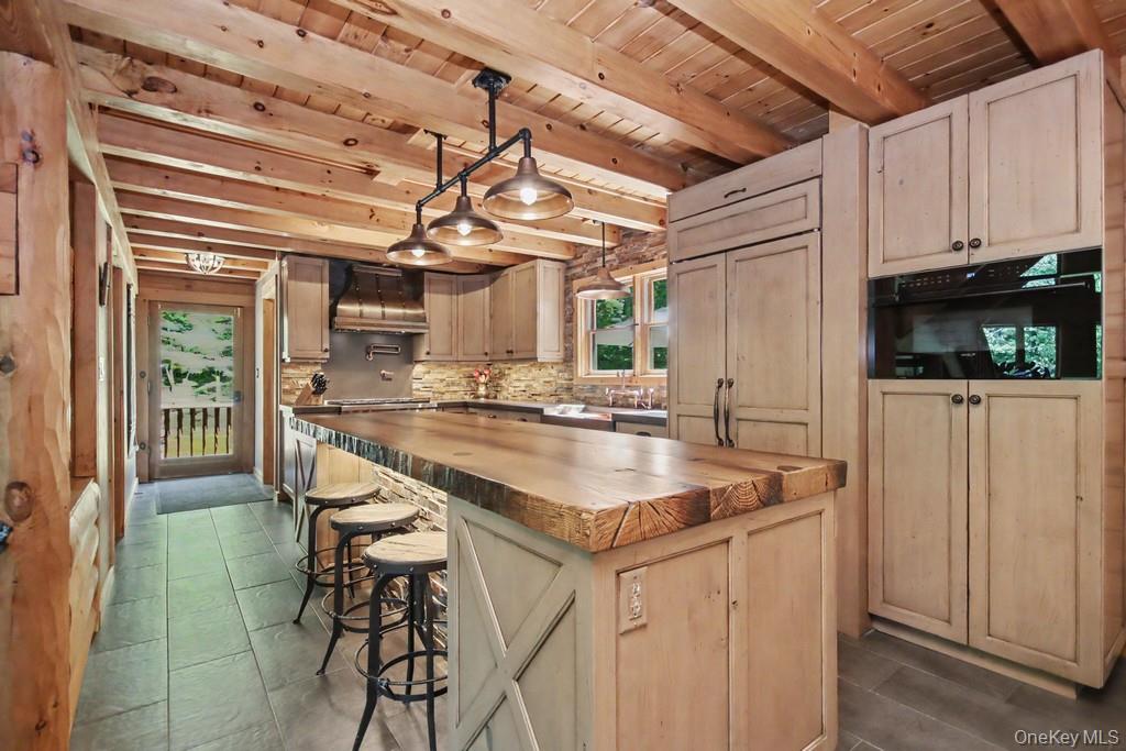 33 Cimarron Road Property Photo 12