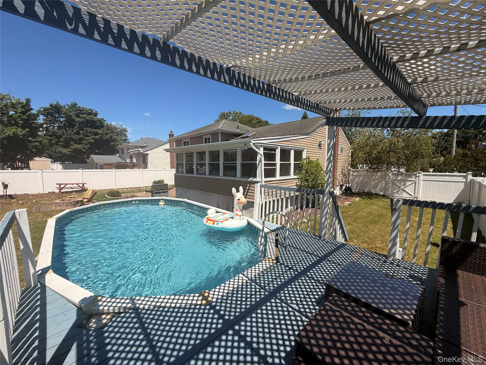 572 Benjamin Road Property Photo 34