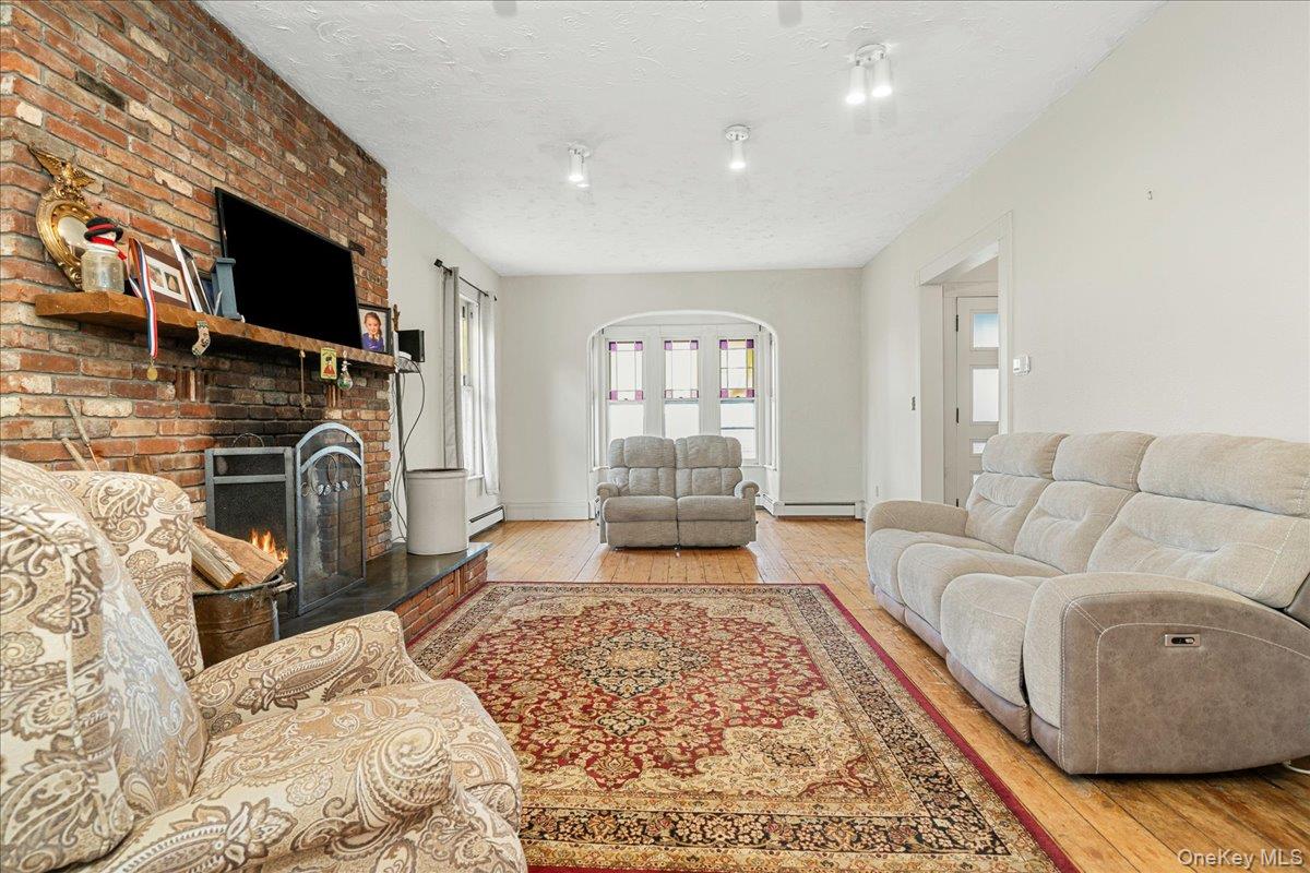 14 Maple Avenue Property Photo 10