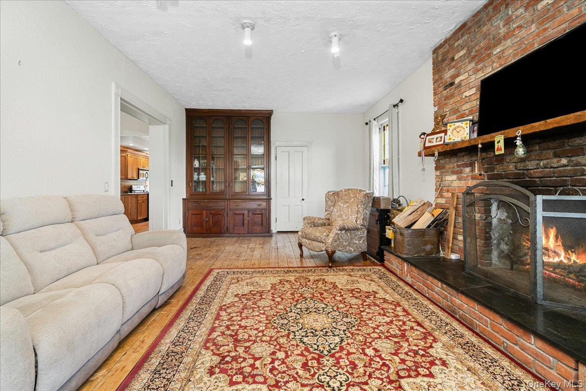 14 Maple Avenue Property Photo 13