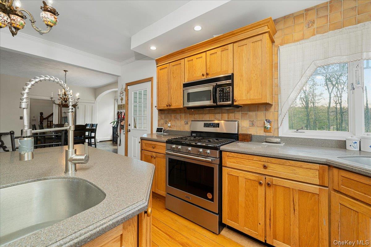 14 Maple Avenue Property Photo 22