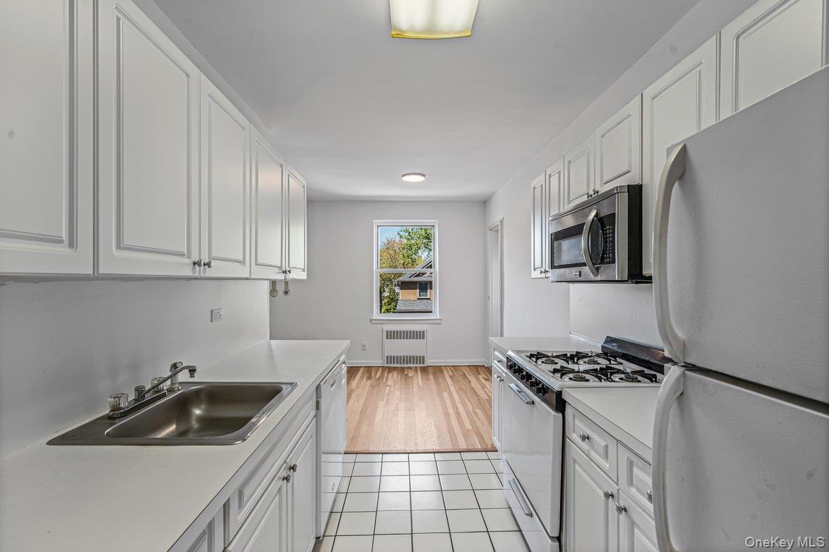 162-01 Powells Cove Boulevard 3n Property Photo 8