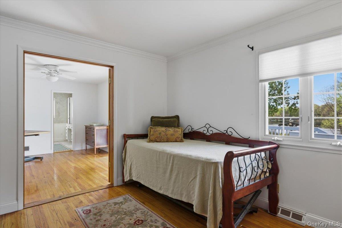 11 Lower Lake Road Property Photo 8