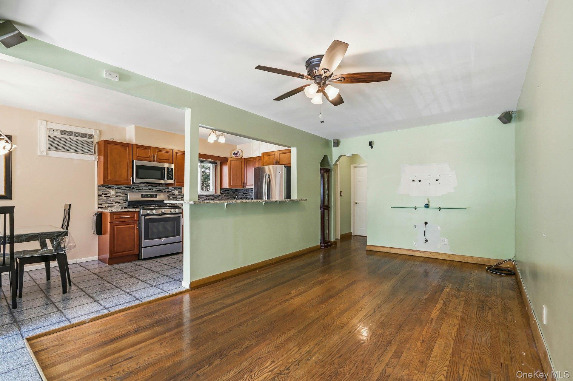 62-41 79th Street Property Photo 9